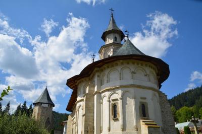 ルーマニア　トランシルヴァニア地方と五つの修道院