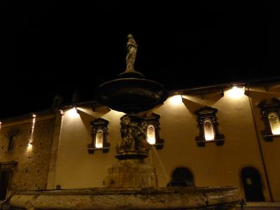 春の優雅なアブルッツォ州/モリーゼ州　古城と美しき村巡りの旅♪　Vol198(第7日)　☆Pescocostanzo：夜景の美しいペスココスタンツォ旧市街を優雅に歩く♪
