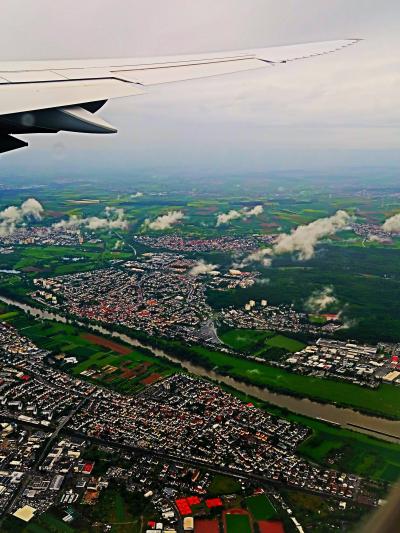 フランクフルト空港到着　LH0717便　東京から11時間40分　☆バルセロナ行きに乗り継ぎ