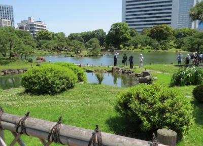 東京浜松町散策・・江戸時代初期の大名庭園、旧芝離宮恩賜庭園をめぐります。