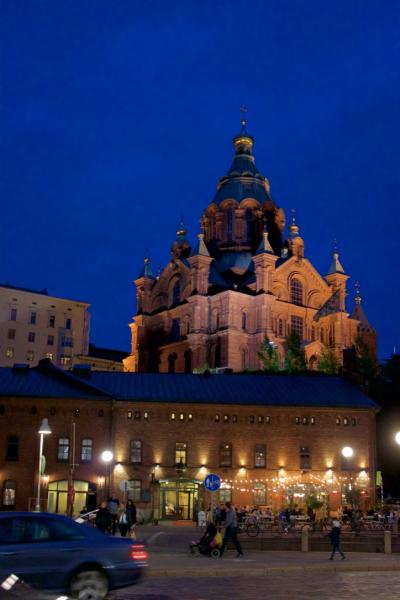 ヘルシンキの中心部、船の乗り場を探しつつぶらぶら