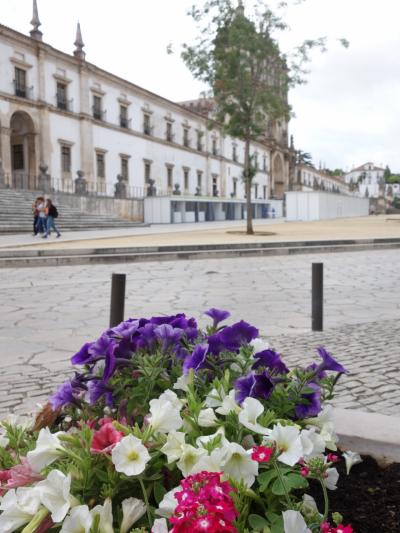 アルコバサの街歩き。小さなしずかな街です。