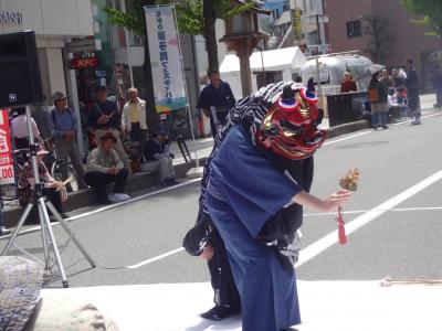 善光寺表参道で「第一回ながの獅子舞フェスティバル」が開かれました。