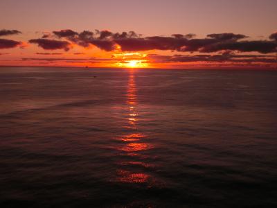 ７日目：朝焼けのテネリフェ島：MSCマニフィカ号で行く：常春の楽園カナリア諸島とマデイラ島を巡るクルーズ１５日間