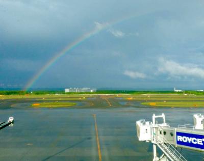 雨の北海道旅行～新千歳空港でのんびり