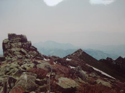 1989年(平成元年)5月 五丈岩の金峰山(2597m) 岩峰の瑞牆山(2230m)登山とﾗｼﾞｳﾑ泉の増富温泉に入浴します｡