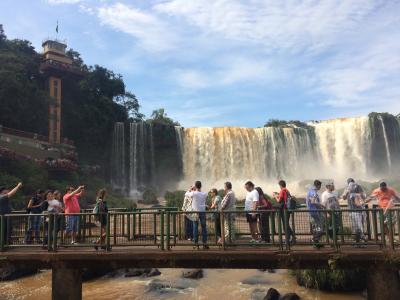 イグアスの滝　いよいよ　悪魔ののどぶえ　へ！