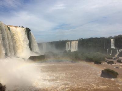 イグアスの滝　エレベータで展望台へ