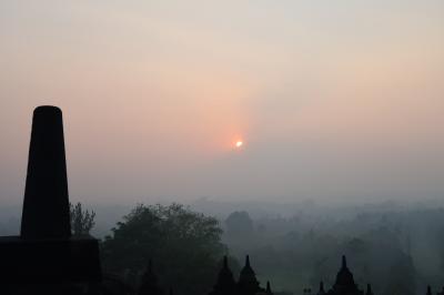 2016　夏休み　バリ島・ボロブドゥール　一人旅　【ボロブドゥール編】～飛行機遅延。。睡眠不足のままサンライズ～
