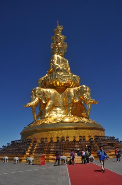 神秘の四川省周遊 ＜ 天下の名山 ・ 峨眉山 ＞