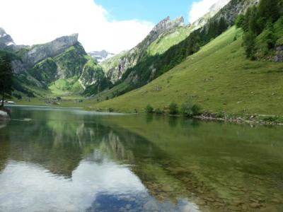 2017　再び、初夏のスイスへ　１３　ゼーアルプゼー（Seealpsee）へ