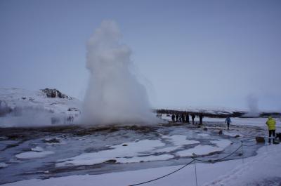 2.ゴールデンサークル観光