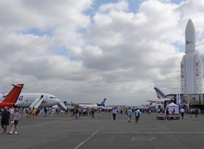 フランス・パリ旅行記 ２０１７年６月　第３日　ル・ブルジェのパリ航空ショーへ