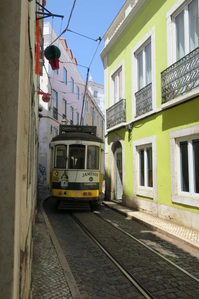 女一人旅【第１０弾】ポルトガル周遊（①出国：成田～アムステルダム～リスボン)