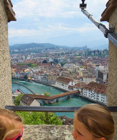 絶景を求めてスイスへの旅　＜12＞　古い橋と美しい壁画が残る古都『ルツェルン』へ