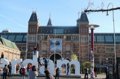初めてのオランダ、２回目のベルギー　母娘旅♪　２０１７　（２）　アムステルダム、美術館、王宮