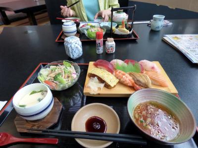 彩食健美 二胡　寿司工房ながとろの昼食　三島市佐野体験農園 夏植えキャベツの定植 トマト・インゲンの収穫