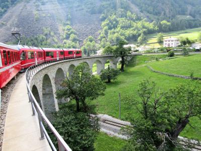 2017年７月　スイス３日目　その３　ベルニナ・ディアレヴォレッツアからティラーノまで急行列車に乗車