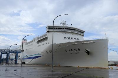 新日本海フェリーの新造船らべんだあに乗船（新潟→小樽）