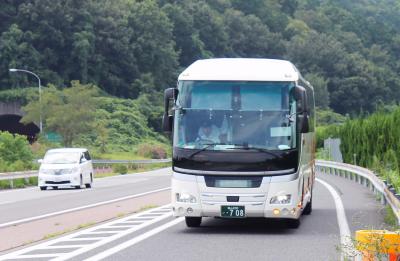 石川まで、高速バスで孫を送って行きました。