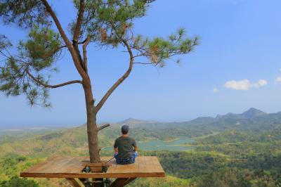 インドネシアの遺跡と火山とビーチ【２】ボロブドゥールサンライズと絶景のカリビル