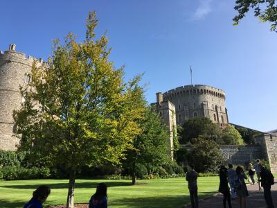 初めてのＪＡＬファーストクラスでイギリスのコッツウォルズなどへ3日目