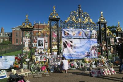 夏のロンドン旅行②　BBCプロムス・V&A、サイエンス、自然史と博物館めぐり・ダイアナ妃の命日のハイドパーク