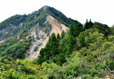 鎌ヶ岳（１１６１ｍ）　鈴鹿のシンボル