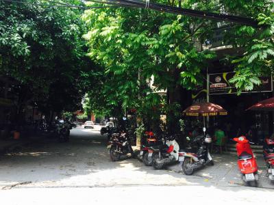 ベトナム3泊4日の旅（５）ハノイ／食事＆お散歩