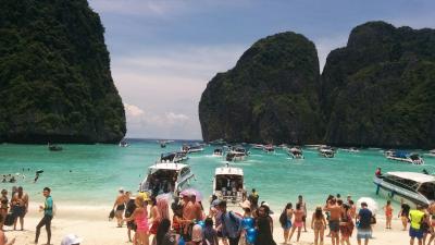 ピピ島でリゾート(シュノーケルツアー)②