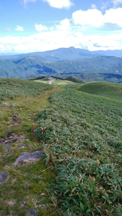 中央分水嶺を歩く ー ７　三峰展望台　～　扉峠