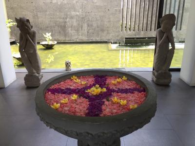 2017'バリ島 タラソバリ ロータスプレミアム ルヴィアスパ PRADA スパ編