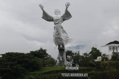 スラウェシ島　マナドの旅（７）～マナド、トモホン～
