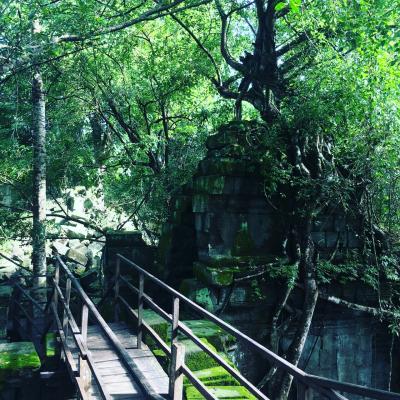 ベンメリア遺跡、コーケー遺跡とプレアビヒア世界遺産のチャーターツアー