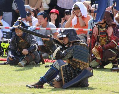 ２０１７年・秋・おかやま桃太郎まつり　宇喜多秀家フェス　備前岡山城鉄砲隊演武