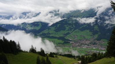 100 BLS鉄道北側斜面遊歩道 BLS Nordrampe