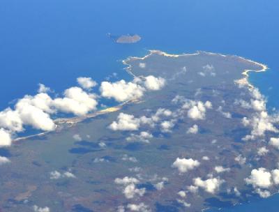 ハワイ諸島、カウアイ島が見えてくる