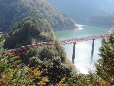 寸又峡_Sumatakyo　秘境感は抜群！エメラルドグリーンの湖に架かる二つの絶景