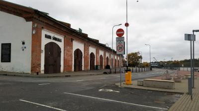 2017-10月　東部エストニア　25　Narva⑥　川沿いを散策