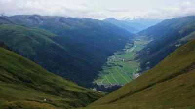 101 フルカ峠からオーバーヴァルトへ Bidmer