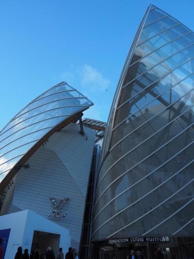 CXビジネスクラスとFONDATION LOUIS VUITTON