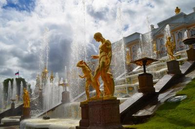 ずーっと行ってみたかったロシアへ！！「ピョートル大帝の夏の宮殿」編