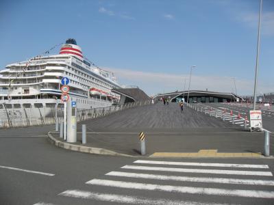 ミナト横浜、海岸通り