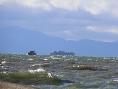 紅葉の彦根と鶏足寺一人旅　(1日目)　埋木舎、彦根港、日帰り温泉