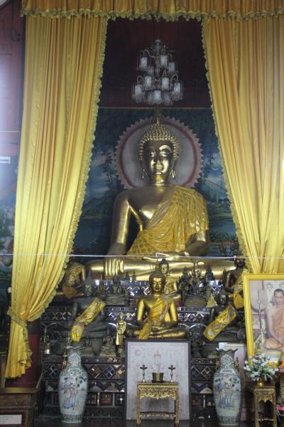 はじめてのチェンマイ　３日目　寺院めぐり⑪　ワット　モー・カムトゥアン