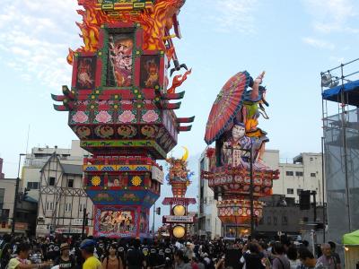 車中泊：東北６県温泉めぐり（３）津軽三味線会館～斜陽館～五所川原 立ちねぷた祭り～千畳敷海岸～黄金崎不老不死温泉