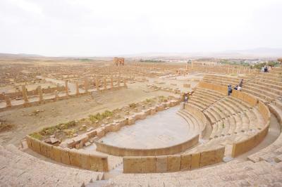 ２０１７アルジェリアで夏休み（８）巨大ローマ都市 世界遺産ティムガッド遺跡