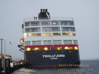 オーロラ　フッティルーテン(新航路)北上航海　TROLLF JORD Ⅰ　finnsnes港　