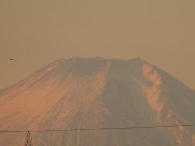 久しぶりにふじみ野市より朝焼け富士を見ました!