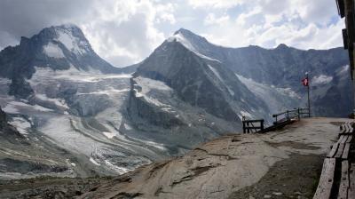 105 グラン・ムンテ小屋泊 Cabane du Mountet